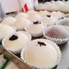 Fornecimento de Forminhas para Bolo Semitransparentes de 24g, Forminhas para Base de Confeitaria tipo Neve de Grau Alimentício, Forminhas para Bolo de Papel Espessado em Vários Tamanhos