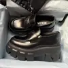 Nuevos Zapatos P Carrefour 2025 para Mujer Piel Genuina Punta Redonda Logo Triangular Suela Gruesa Plataforma Zapato de una Pierna Engranaje Zapatos Pequeños de Piel
