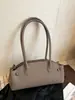 Bolso de Axila Retro Coreano de Gran Capacidad 2025 Nicho Lujo Accesible Bolso de Hombro Versátil Bolso de Mano Casual para Viajes Europeos y Americanos