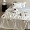 Colcha de Verão em Tencel Bordada com Balas de Framboesa Estilo Fresco e Doce, Colcha de Ar Condicionado Sedosa, Fresca e Amigável à Pele, Conjunto de Colcha de Verão de Quatro Peças