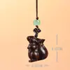 Colgante de Pagoda Wenchang de sándalo verde tallado en madera con borlas, charm para bolso, artículo decorativo, llavero del zodiaco vaca y conejo, trabajo en madera con cuerda tejida
