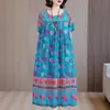 Vestido floral de mamá, nuevo modelo verano 2026, para mediana edad y mayores, hecho de algodón rayón, corte holgado, estampado, vestido de longitud media