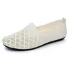 Zapatos de Malla Hueca de Verano para Mujer, Zapatos de Tela del Viejo Pekín, Sandalias de Malla Transpirables, Suela Suave, Superficie Suave, Zapatos de Madre, Modernos y Versátiles