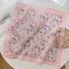 Bufanda Cuadrada Pequeña de Algodón y Lino Artística Versátil para Primavera y Verano Corea del Sur Moda Femenina Bufanda Elegante Cinta para el Cabello Bufanda Decorativa