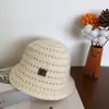 Nuevo Sombrero de Pescador de Punto de Metal de Doble Cara con Letra para Mujer de Otoño e Invierno, Versátil de Moda Retro, Cálido Adelgazante, Sombrero de Cubo