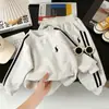 Conjunto de Ropa Nueva de Primavera y Otoño Estilo Coreano para Niños 2026 Conjunto de Sudadera de Moda para Niños y Niñas Ropa Deportiva de Primavera para Niños
