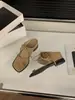 Primeiro Encontro com as Sandálias Slip-On da Moda para Mulheres, Adequadas para Uso ao Ar Livre, Sapatos Casuais com Cadarço para Férias de Verão 2026 para Combinar com Vestidos