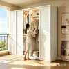 Guarda-roupa Moderno Minimalista com Portas de Correr Vazadas Respiráveis Armazenamento Lateral para Diversos Compartimentos para Pendurar Roupas Guarda-roupa de Armazenamento Acabado para Casa