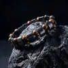 Pulseira transfronteiriça de contas de fileira dupla de pedra olho de tigre e pedra da vesícula preta em meia-lua, elegante e versátil, toque de alta qualidade, acessório simples para homens e mulheres