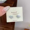 Colección de pendientes de mariposa azul hielo, frescos y etéreos, pendientes para chica delicada, de cristal transparente tipo hada, perla, nicho