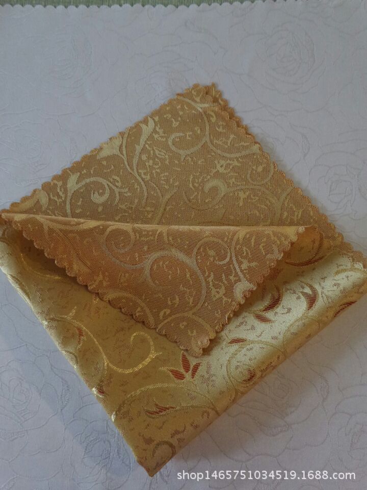 浅金色金枝玉叶