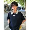 Camiseta Masculina Clássica Americana de Manga Curta com Três Listras, Estilo de Verão de Alta Qualidade, Camisa Polo Elegante com Gola Lapela e Zíper Meio