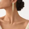 Aretes Simples Largos Cuadrados con Borla Cuadrada de Pedrería Aretes Brillantes de Diamante Completo de Alta Gama para Mujer Venta al por Mayor en Existencia