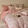 Conjunto de Cama Quatro Peças Escovado Espesso de Luxo Leve Algodão Puro Lençóis Quentes e Capas de Colcha Nova Coleção Outono e Inverno 2025 Roupa de Cama 4