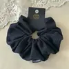 Goma de pelo tipo scrunchie a rayas grises de estilo coreano para Otoño e Invierno para mujer, Lazo para el pelo de alta gama Lazy Chic para moño bajo o coleta