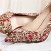 Sapatos de Casamento Xiuhe Vermelhos Bordados Estilo Chinês Sapatos de Noiva para Casamento Moda Primavera 2026 Salto Alto Formal