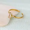 Amazon Explosiones Transfronterizas Sentido Avanzado del Diseño Anillo Dorado con Piedra Natal Anillo Simple Rectangular de Zirconia para Mujer