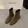 Botines Franceses de Gamuza con Tacón Grueso para Mujer Estilo 2026, Botas Martin Populares de Otoño e Invierno con Forro de Felpa Adicional, Botines Cortos Ajustados