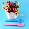 Cuchara desechable directa de fábrica para postre para llevar, cuchara de plástico con mango largo, cuchara para helado y yogur, color seleccionable