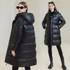 Ropa de Abrigo de Algodón con Plumas Negro Dorado para Mujer con Calefacción Integrada 2024 Algodón Largo Holgado Chaqueta de Algodón Personalización