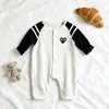 Mameluco de Bebé Estilo Coreano Primavera y Otoño 2026 Mono de Dibujos Animados Bloqueo de Color Elegante Manga Larga Suave Traje para Gatear Moderno