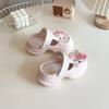 Zapatos Croc para Niñas 2026 Verano Nuevas Chanclas Elegantes con Puntera Cubierta de Perlas para Niños, Sandalias de Playa con Estilo para Niños Mayores
