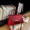 Bolso Cuadrado Pequeño de Lujo Ligero con Patrón de Cocodrilo para Mujer, Nuevo Bolso de Mano Versátil de Moda Otoño 2026, Bolso Cruzado, Bolso de Hombro, Bolso de Mujer