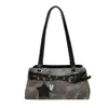 Verão 2026 Nova Moda Coreana Simples de Alto Valor de Nicho Bolsa de Ombro Único para Axila Doce Cool Personalidade Bolsa de Grande Capacidade