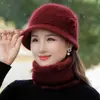 Conjunto de Gorro y Bufanda de Lana Otoño e Invierno para Adultos Mayores Elegante y Versátil Forro Polar Cálido Terciopelo de Ardilla Gorro de Punto para Mujer