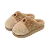 Chinelos internos femininos quentinhos, antiderrapantes e com sola grossa, novo estilo 2026, de pelúcia e macios, perfeitos para outono e inverno, também disponíveis para homens