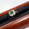 9244 Jade Natural Plata Pura Incrustada Exquisito Cabujón de Jadeíta Anillo Trébol de Cuatro Hojas Completamente Verde, Uno de la Variedad