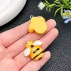 Resina Estéreo Creativo Girasol Crisantemo Abeja Colgante Colgante DIY Bolso Colgante Ropa Accesorios Accesorios Paquete de Materiales