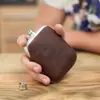 Petaca de acero inoxidable para exteriores con funda de cuero, mini botella de vino portátil, funda protectora, funda vintage de cuero para botella de vino, empaque de vino