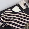 Camiseta de manga larga a rayas con bloques de color retro en color blanco, cuello redondo, para mujer, estilo coreano de otoño, corte relajado, top casual holgado y favorecedor