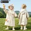 Impermeables para niños, impermeables impermeables de cuerpo completo para niños y niñas, adecuados para niñas de preescolar y estudiantes de primaria, diseñados para uso escolar, ponchos de lluvia para niños