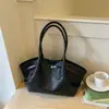 Bolsa de ombro vintage de grande capacidade para mulheres, nova moda 2026 bolsa de ombro plissada nuvem, bolsa tote casual para o dia a dia