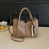 Bolso Cubo Portátil Estilo Coreano para Mujer 2026 Otoño Moda Tendencia Gran Capacidad Bolso de Hombro de Gama Alta Bolso Cruzado para Viajes