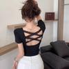 Camiseta de Encaje Calado en la Espalda de Manga Corta con Sujetador Incorporado, Top de Punto Ajustado Sencillo y Elegante para Mujer