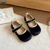 Zapatos de Cuero para Niñas 2026 Primavera Nuevo Estilo Moda Infantil Zapatos Individuales con Lazo Zapatos de Princesa para Niños Pequeños Bebé Mocasines para Niñas