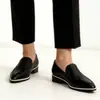 Ebay Pedido Estrangeiro 2026 Primavera Sapatos Casuais de Salto Baixo Bico Fino Slip-On 40-43 Tamanho Grande Sapatos Slip-On Femininos
