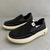 Nuevos zapatos casuales de tela transpirable para hombre para todas las estaciones, slip-on de moda para el día a día y para ir al trabajo, zapatos perezosos para jóvenes