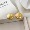 Colección de Pendientes Dorados Texturizados, de Lujo Ligero, Gama Alta, Elegantes, Exquisitos, Versátiles para el Uso Diario, Pendientes Únicos y con Estilo