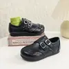 Sapatos de Couro Infantis, Estilo Britânico Retrô Sapatos de Couro para Meninas de Performance, Nova Moda Primavera Sapatos Loafer Versáteis para Meninos com Solado Macio