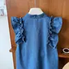 Vestido Sem Manga Estilo Chinês Novo Estilo Verão 2026 para Meninas com Bordas Franzidas, Vestido Jeans Bebê Estilo Hanfu com Fechamento por Botão