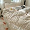 Conjunto de Quatro Peças Estilo Princesa de Veludo Leite Classe A, Capa de Edredom de Veludo Bordada com Renda de Alto Peso, Roupa de Cama de Inverno, Luxo Leve