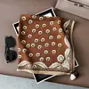 Bufanda Cuadrada Pequeña con Borlas y Estampado de Ponis de Nuevo Estilo, Bufanda de Cuello con Borlas de Moda, Bufanda Delgada para Mujer