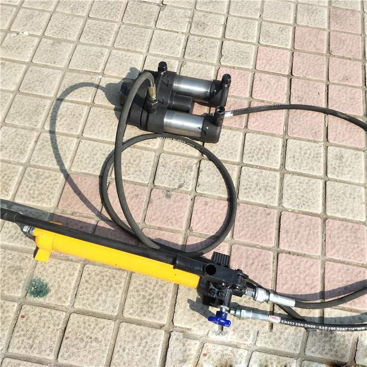矿用双缸锚索张拉机具2