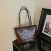 Bolso de Gran Capacidad Elegante Estilo Coreano Elegante para Oficina y Commute para Mujer 2026 Nuevo Bolso de Hombro Bolso Tote Simple