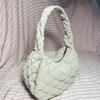 Nueva Bolsa de Nube de Plumas Coreana Bolso de Hombro Acolchado de Gran Capacidad Bolso Tote Dumpling para Mujeres Moda Callejera de Otoño e Invierno