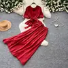 Conjunto de Duas Peças Estilo Coreano Estilo Comuter Manga Lanterna Cintura Ajustada para Mulheres, Outono Emagrecedor Saia Vermelha de Cintura Alta Roupa Elegante